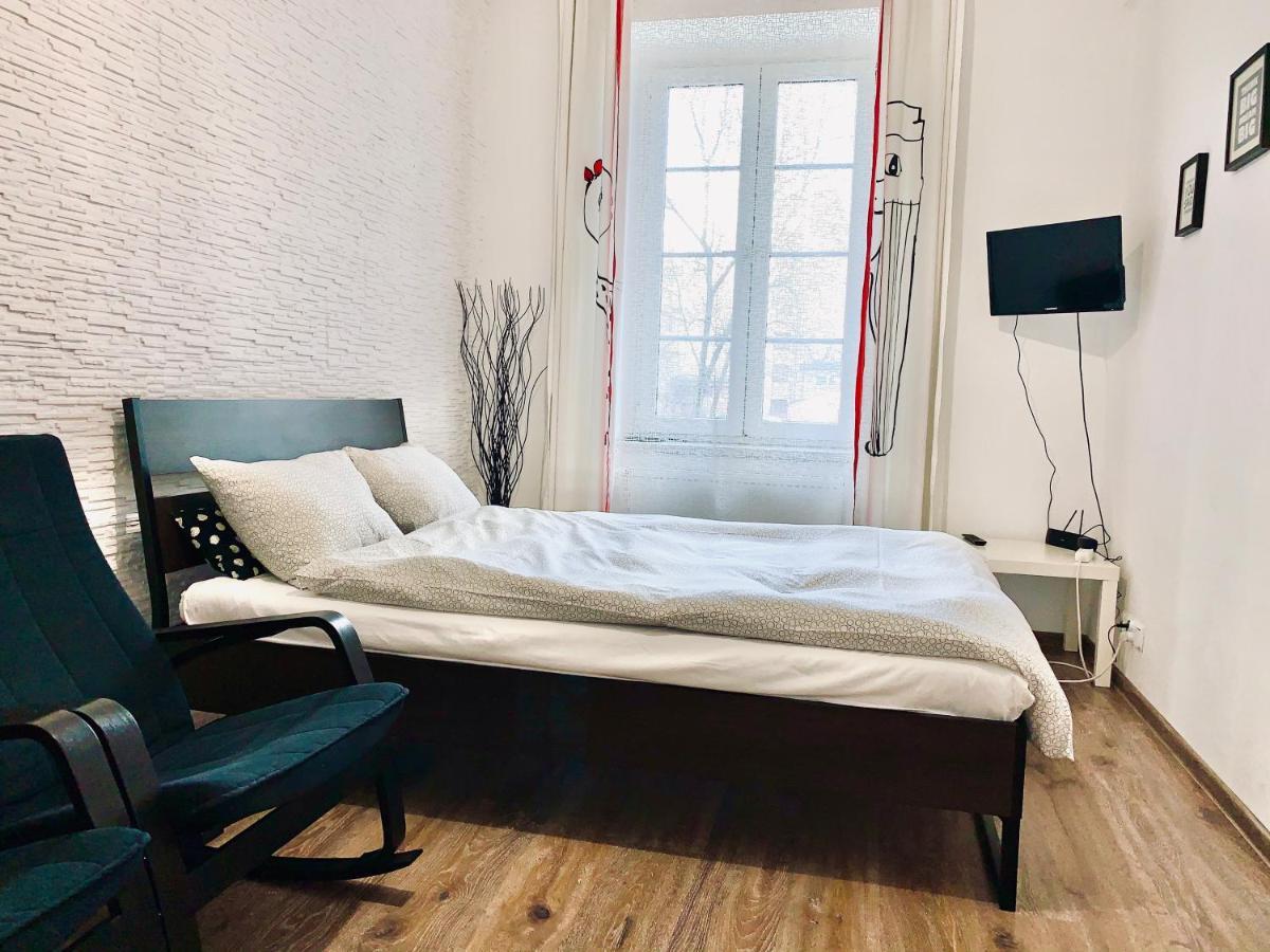 Apartament W Centrum :) Cracovie Extérieur photo