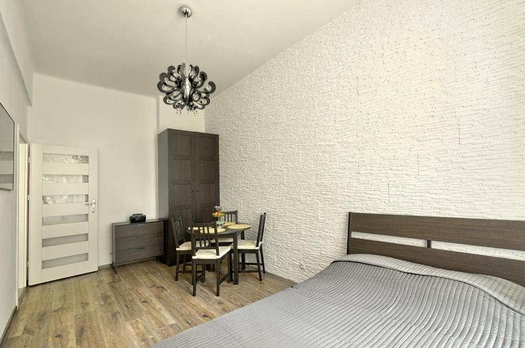 Apartament W Centrum :) Cracovie Extérieur photo